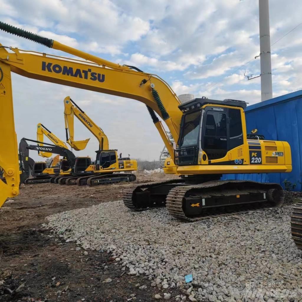 Komatsu PC 220-8 Bageri gusjeničari