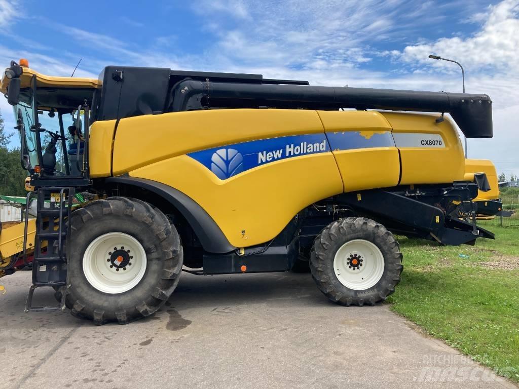 New Holland CX 8070 Kombajni