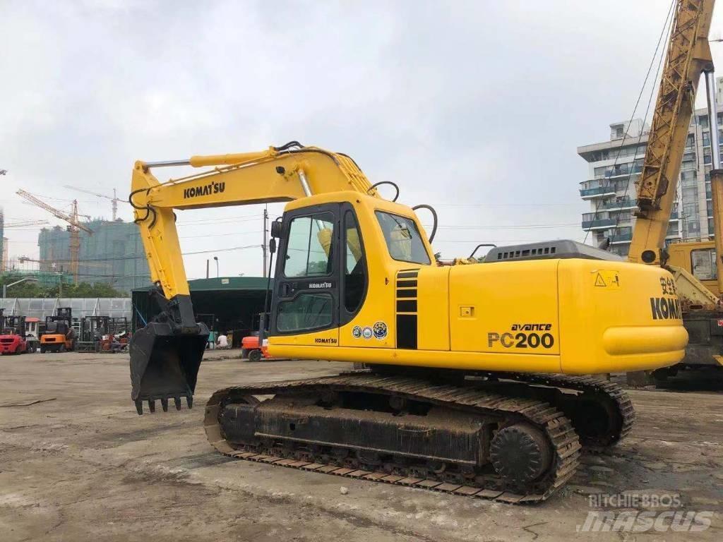 Komatsu PC 200-6 Bageri gusjeničari