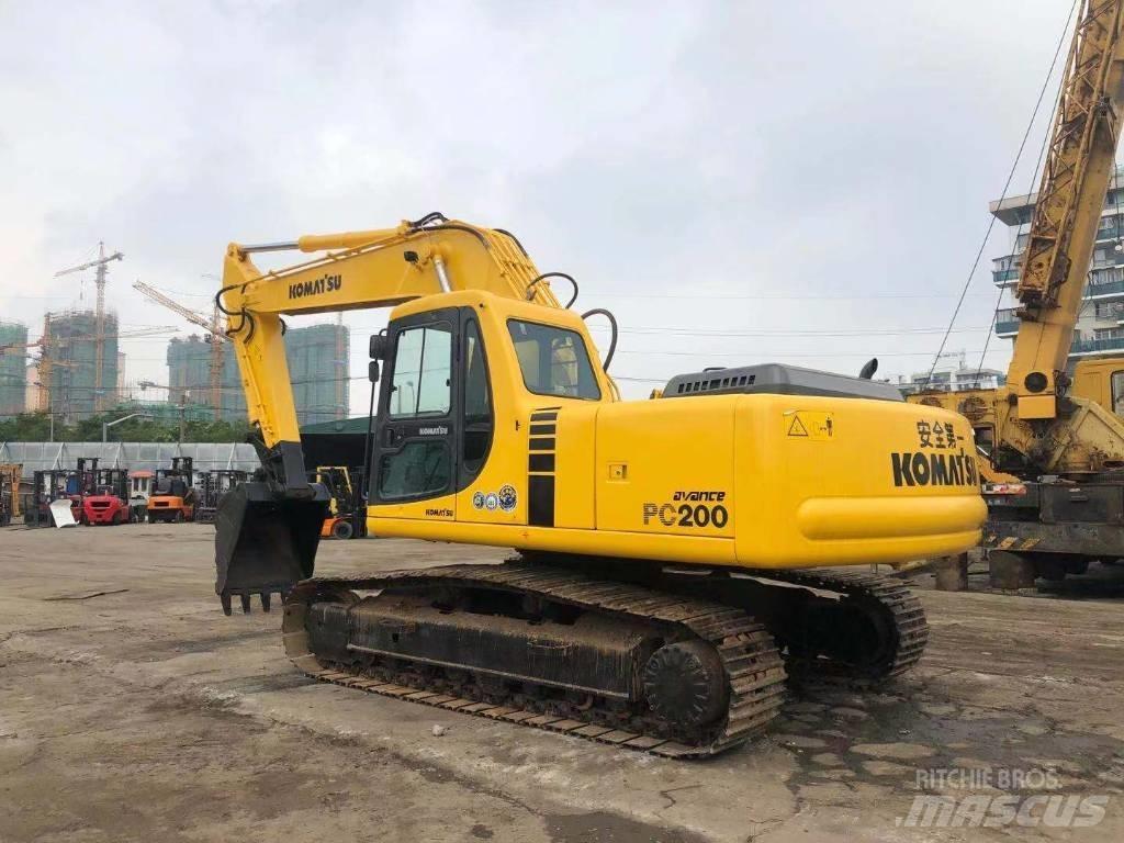 Komatsu PC 200-6 Bageri gusjeničari