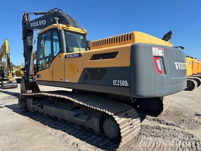 Volvo EC 250 D L Bageri gusjeničari