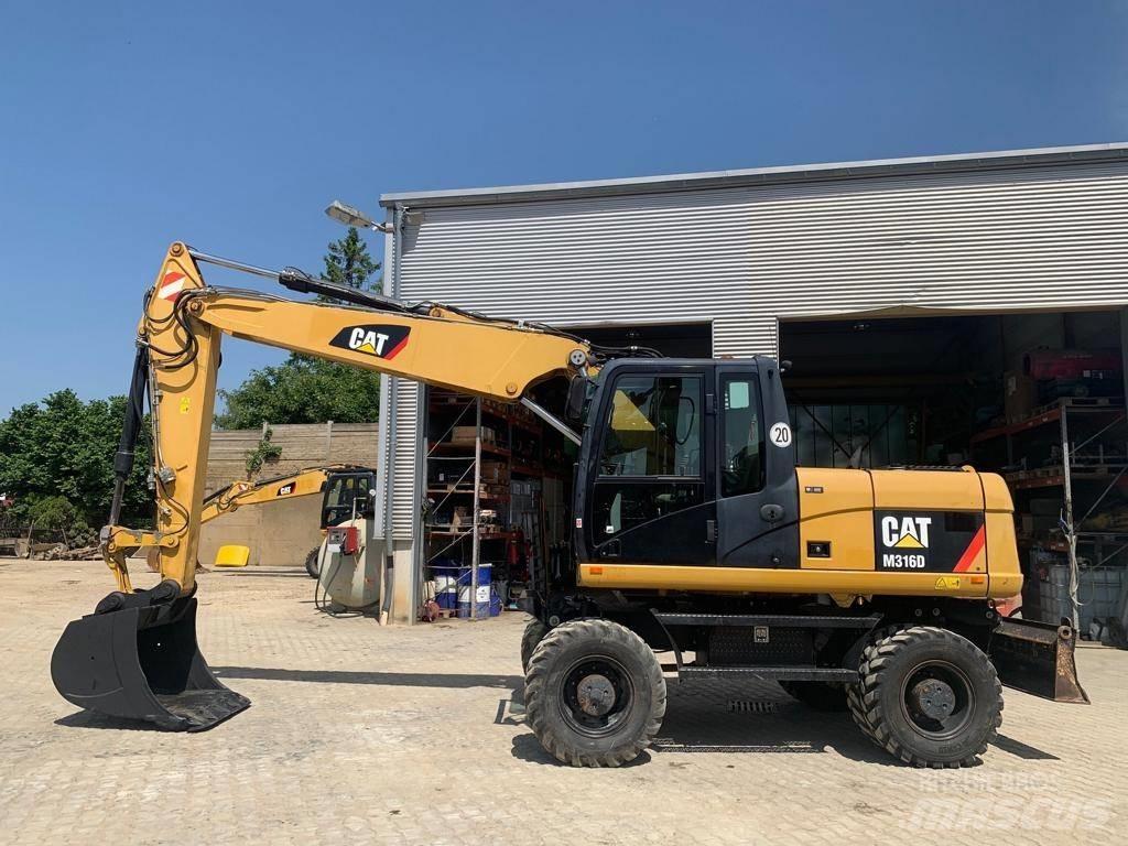 CAT M 316 D Bageri na kotačima