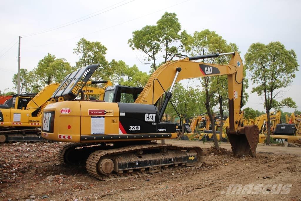 CAT 326D Bageri gusjeničari