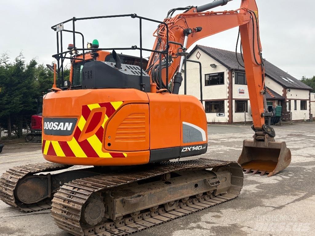 Doosan DX140LCR-5 Bageri gusjeničari