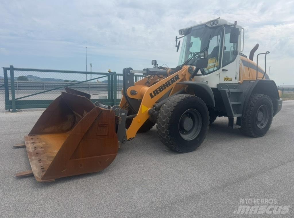 Liebherr L 526 Utovarivači na kotačima