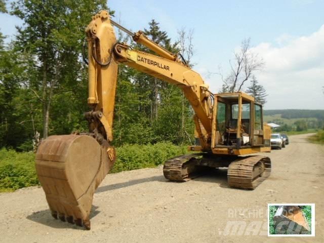 CAT 215 Bageri gusjeničari