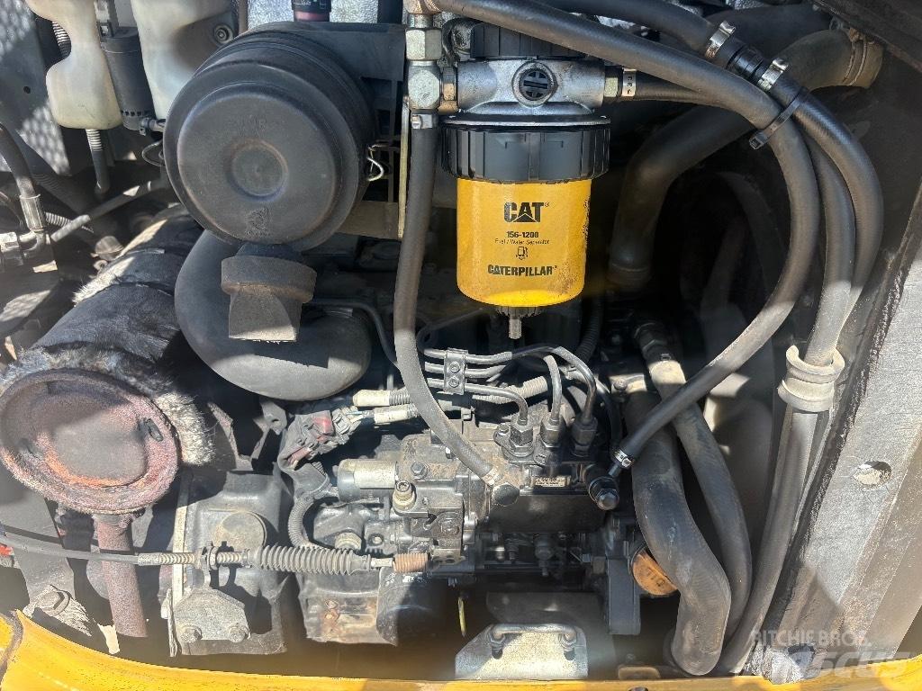 CAT 302.7 D Mini bageri <7t