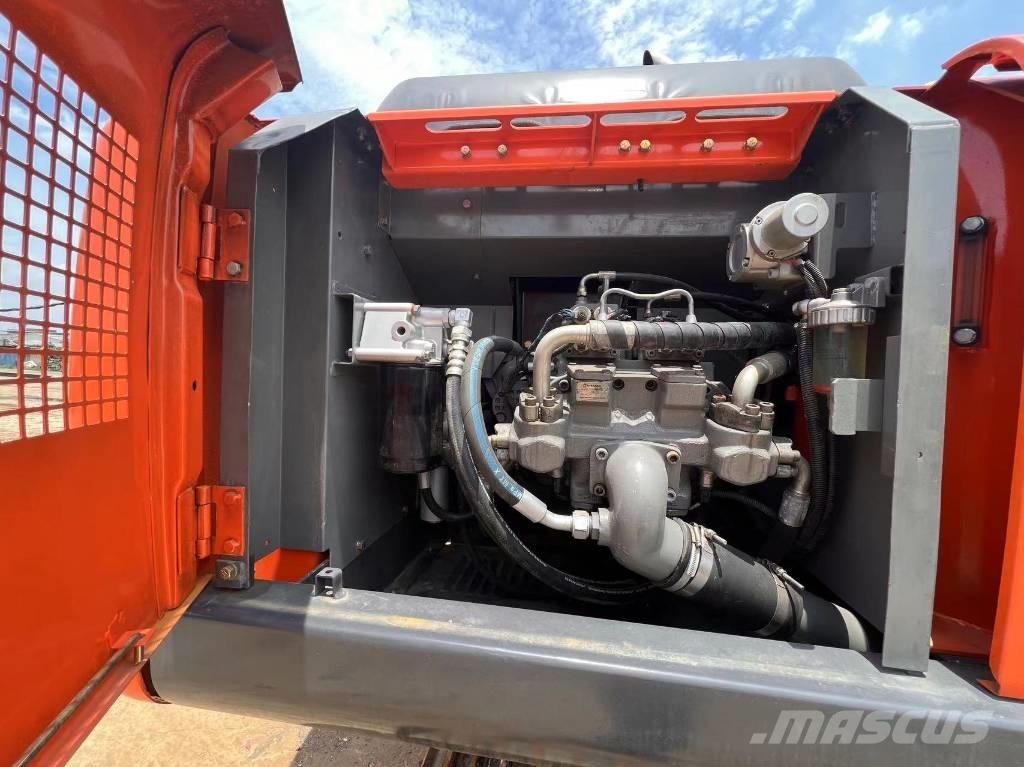Hitachi ZX 200-6 Bageri gusjeničari
