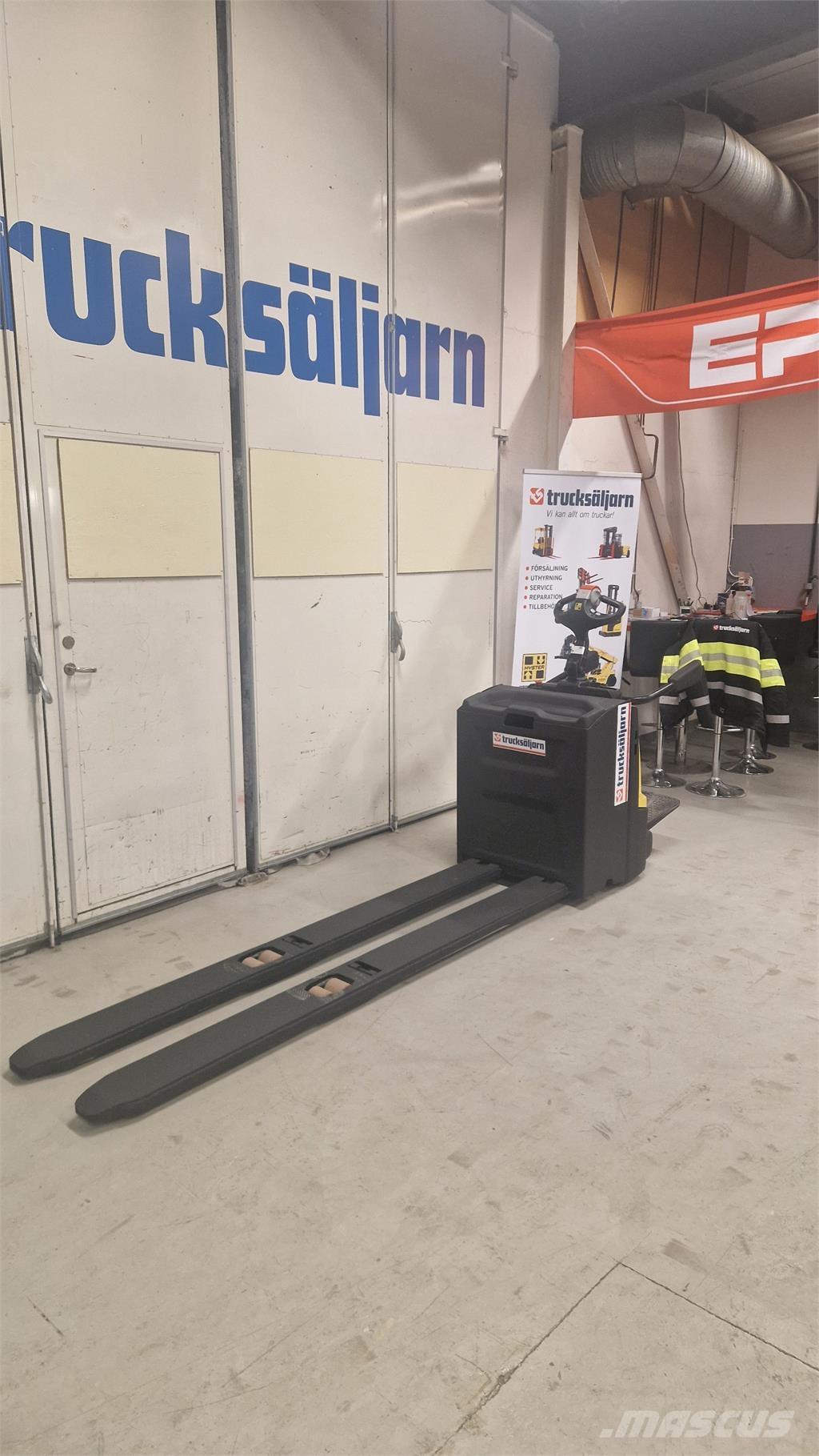 Hyster P2.5S Ručni električni viličar