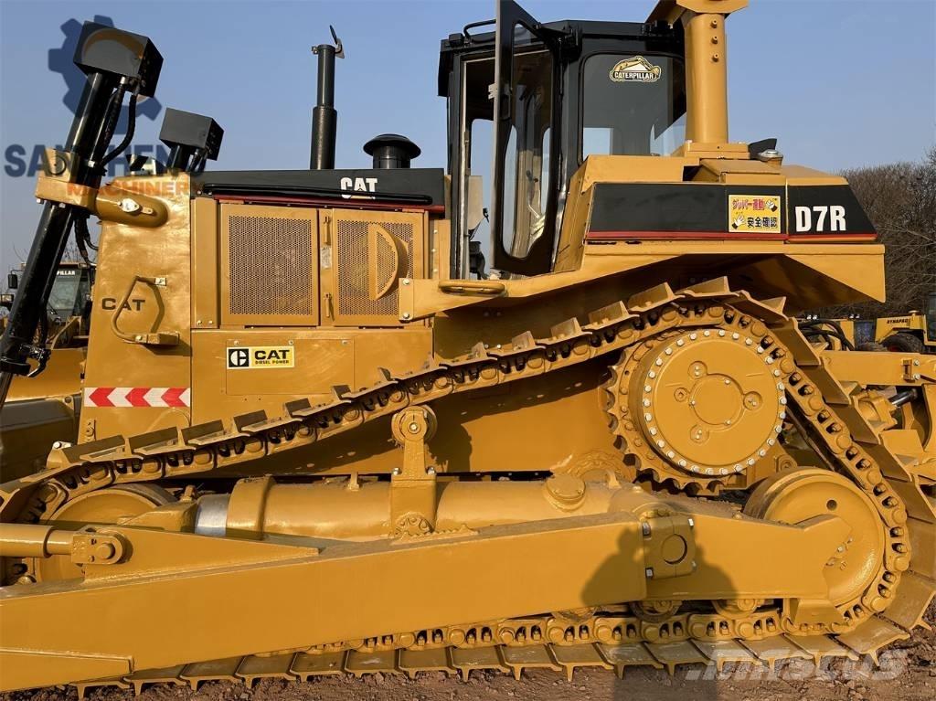 CAT D7R Buldožeri gusjeničari