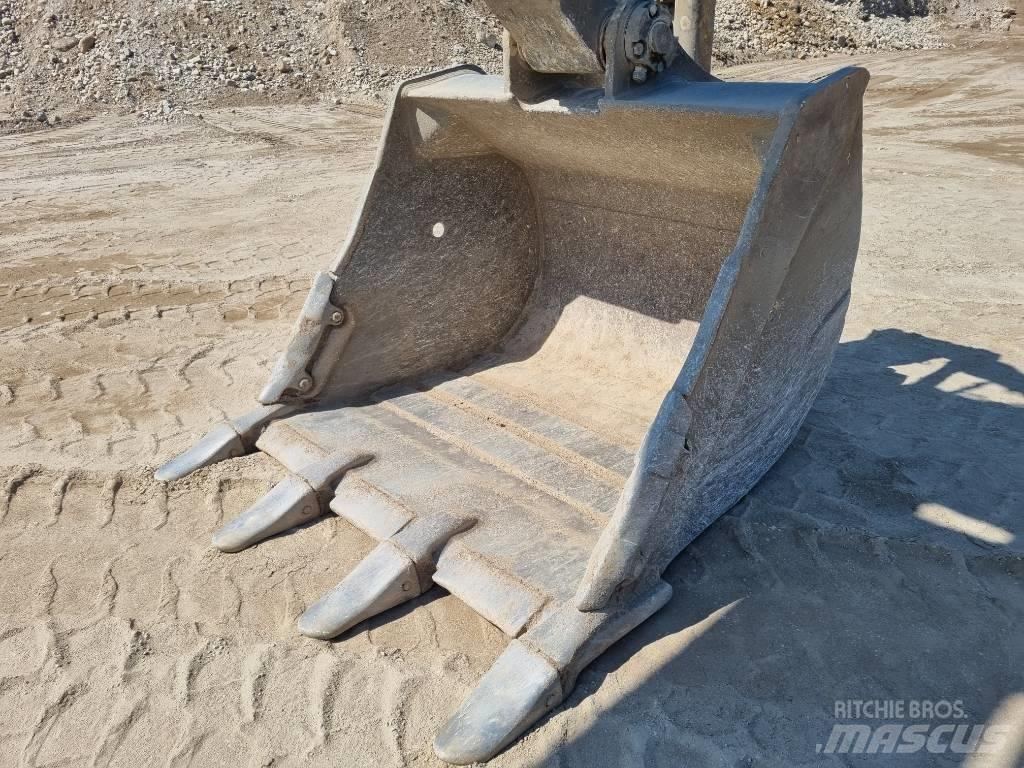 Komatsu HB 365 LC-3 Bageri gusjeničari