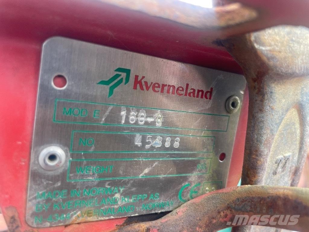 Kverneland E 160-8 Plugovi okretači