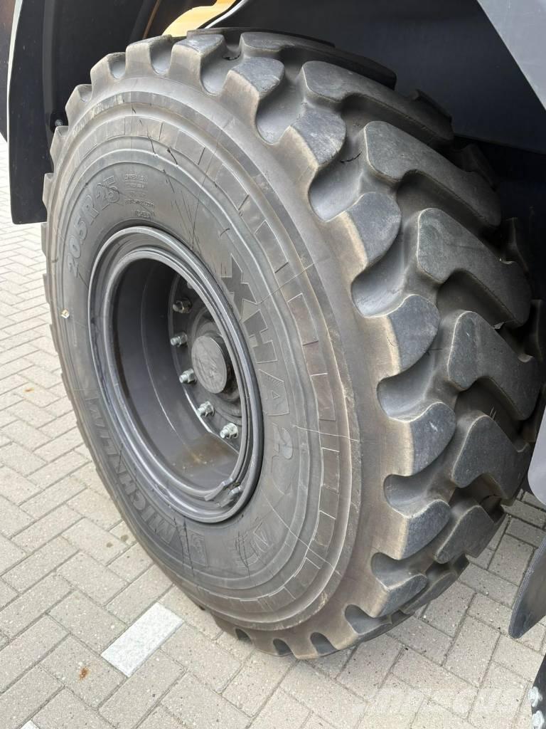 CASE 721G Utovarivači na kotačima