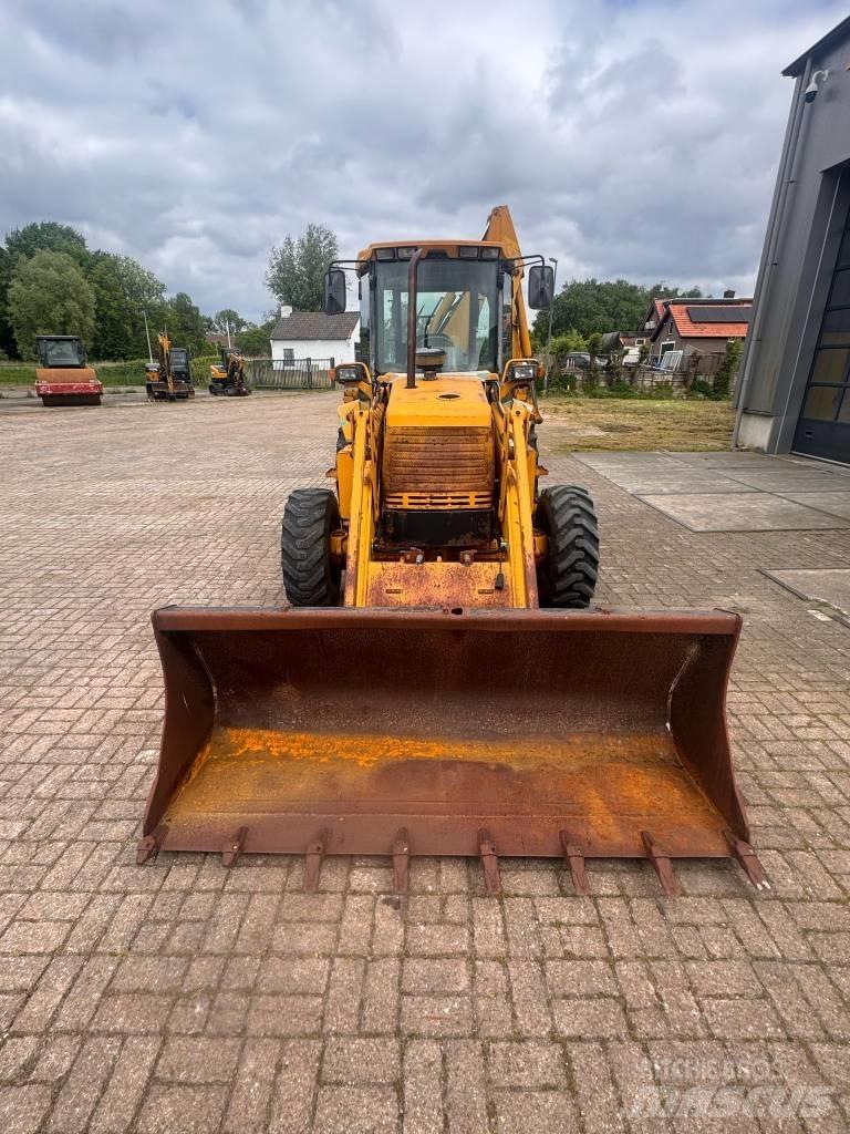 Komatsu WB 97 R-5EO Utovarni rovokopači