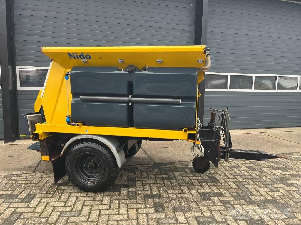 Nido Stratos Posipači soli i pijeska