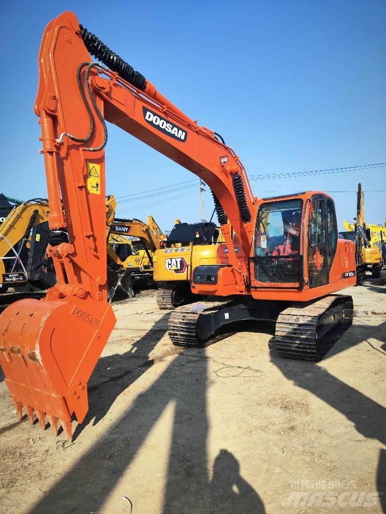 Doosan 150lc Bageri gusjeničari