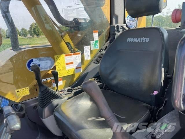 Maeda LC 785 Kranovi sa gusjenicama