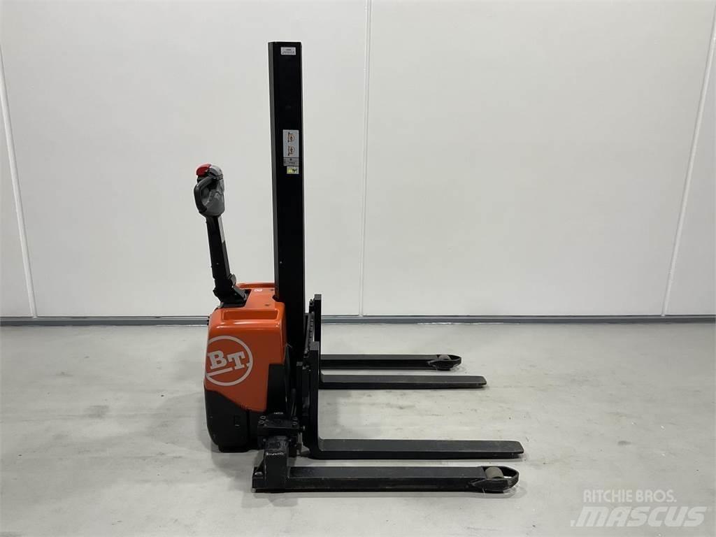 Toyota HWE100 Samopogonski ručni viličari