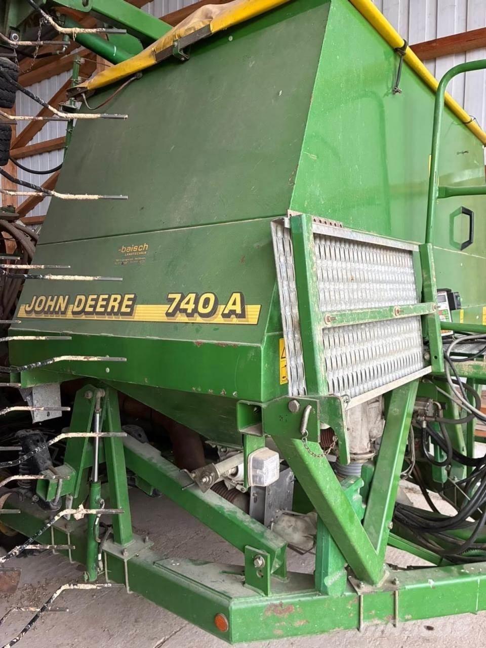 John Deere 740 A Sijačice