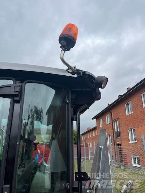 Massey Ferguson 4708 Traktori