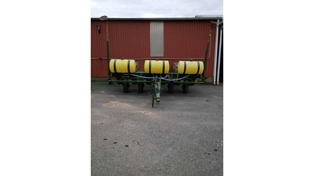 John Deere 7000 Sadilice