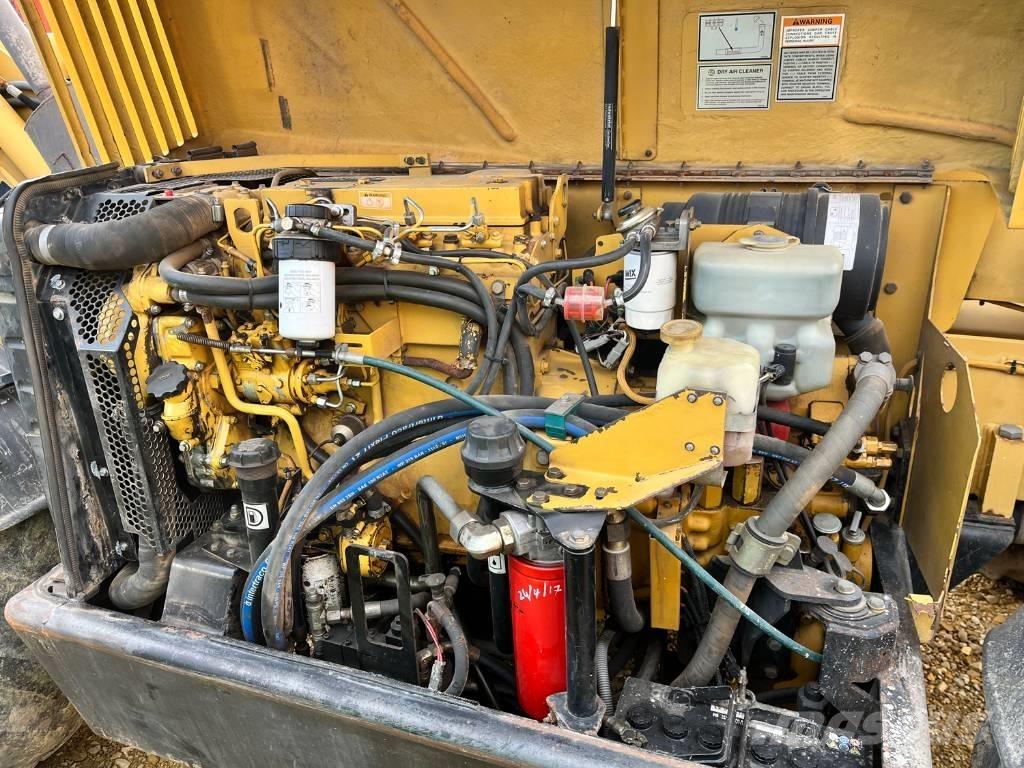 CAT TH 62 Teleskopski viličari