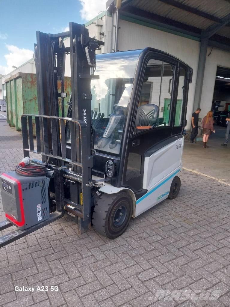 UniCarriers MX 25 Električni viličari