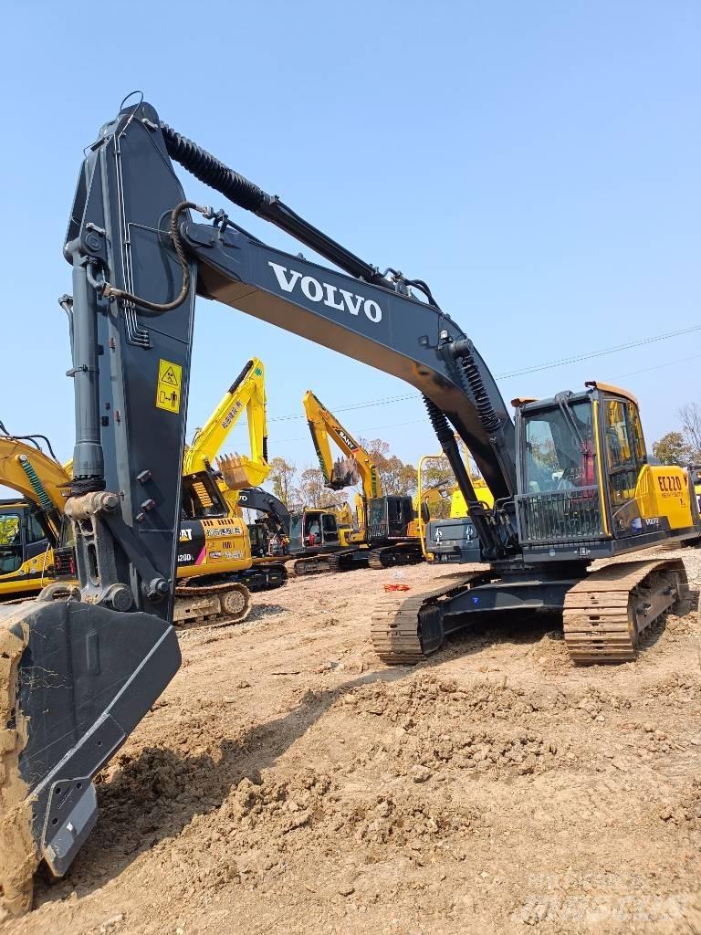 Volvo EC 220 Bageri gusjeničari