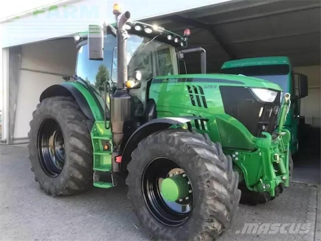 John Deere 6215r Traktori