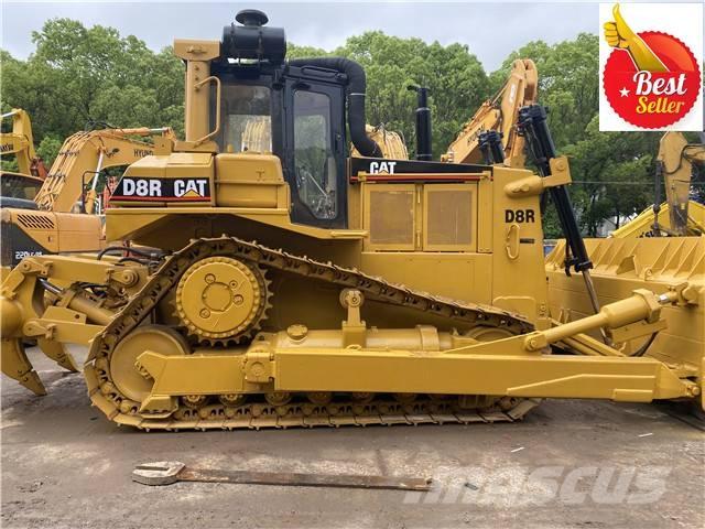 CAT D 8 R Buldožeri gusjeničari