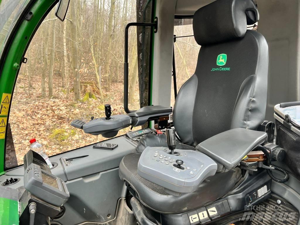 John Deere 1210 E Forvarderi