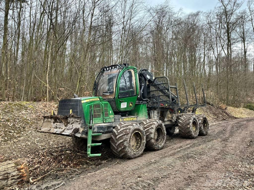 John Deere 1210 E Forvarderi