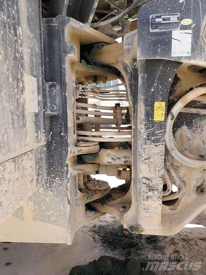 Komatsu WA600-8EO Utovarivači na kotačima