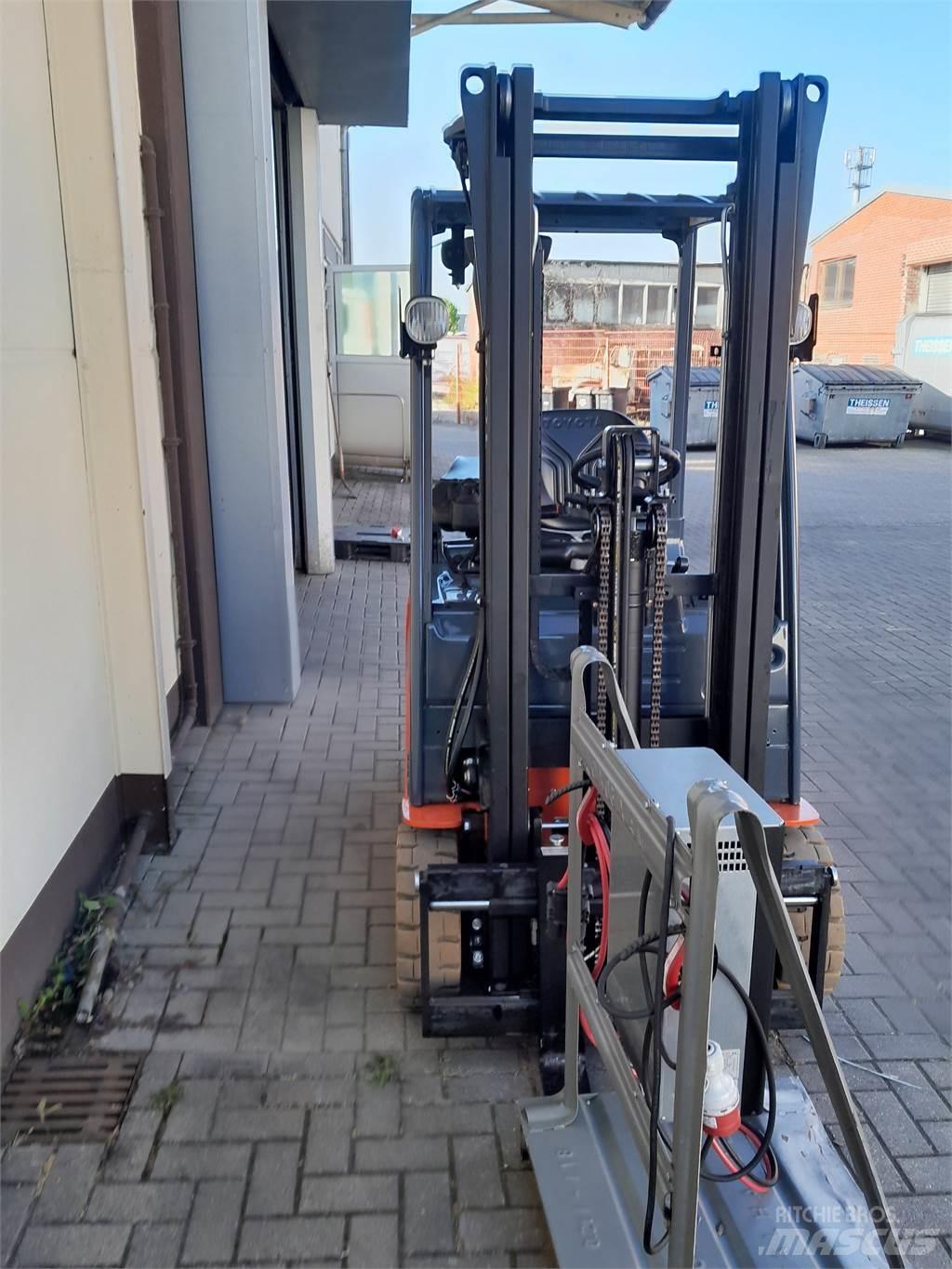 Toyota 8FBEK18T Električni viličari