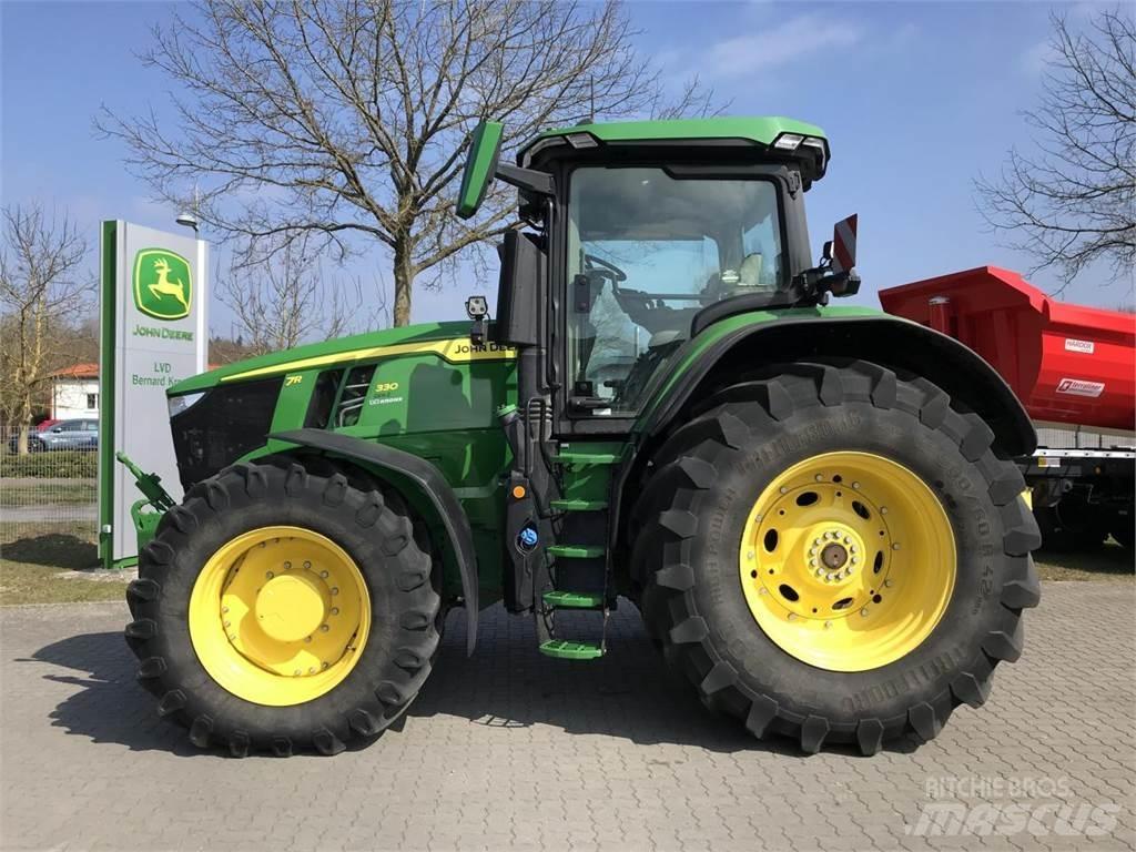 John Deere 7R 330 Traktori