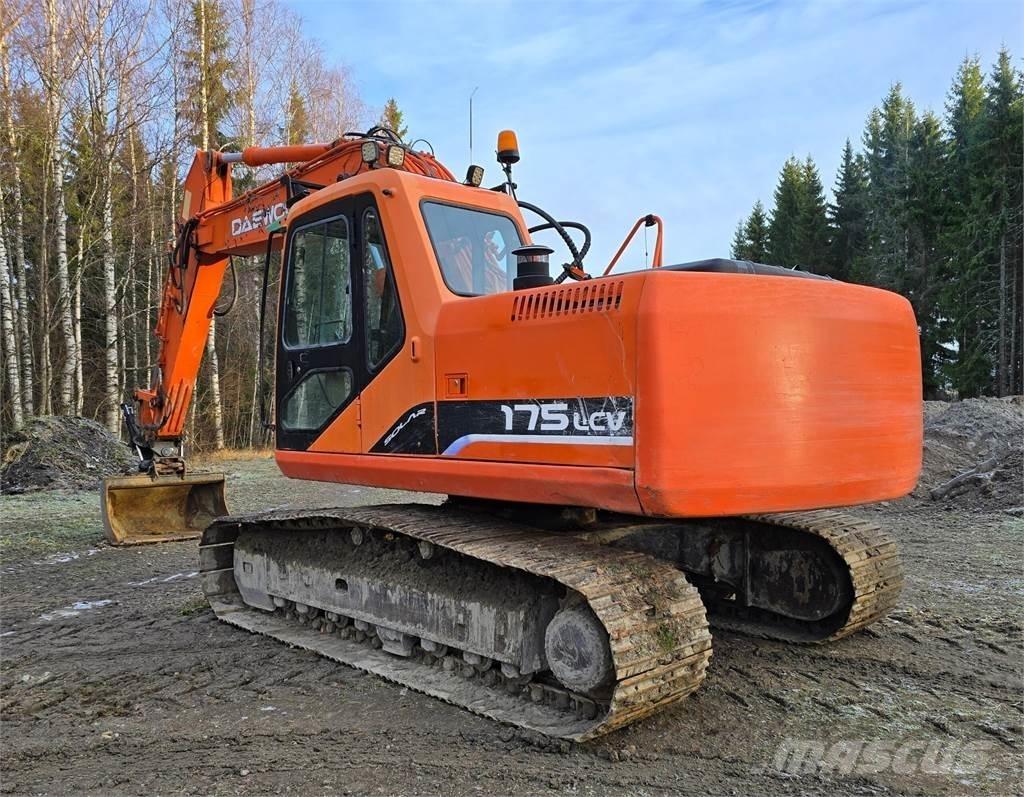 Daewoo S175LC-V Bageri gusjeničari