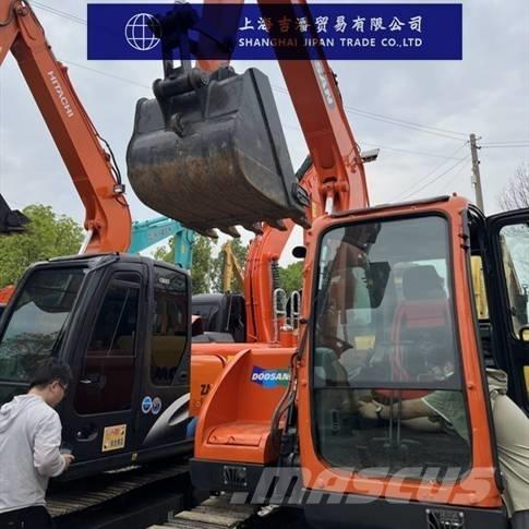 Doosan DX 75 Bageri gusjeničari