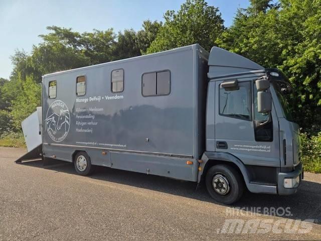 Iveco E 75 Kamioni za transport stoke