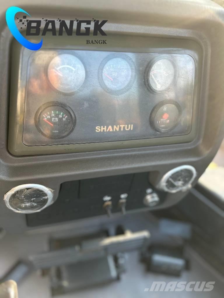 Shantui SD 16 Buldožeri gusjeničari