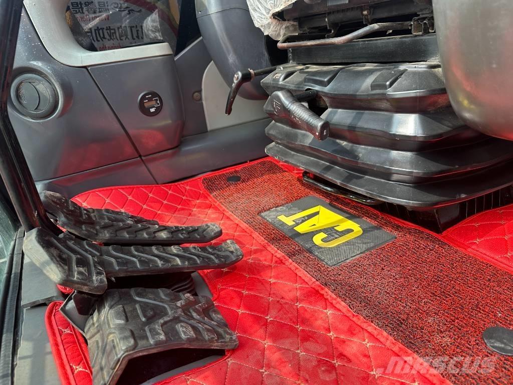 CAT 329 D L Bageri gusjeničari