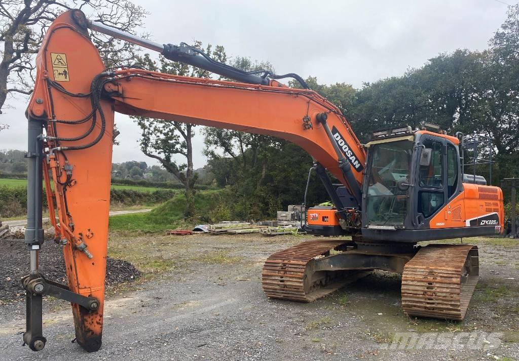 Doosan DX 225 LC Bageri gusjeničari