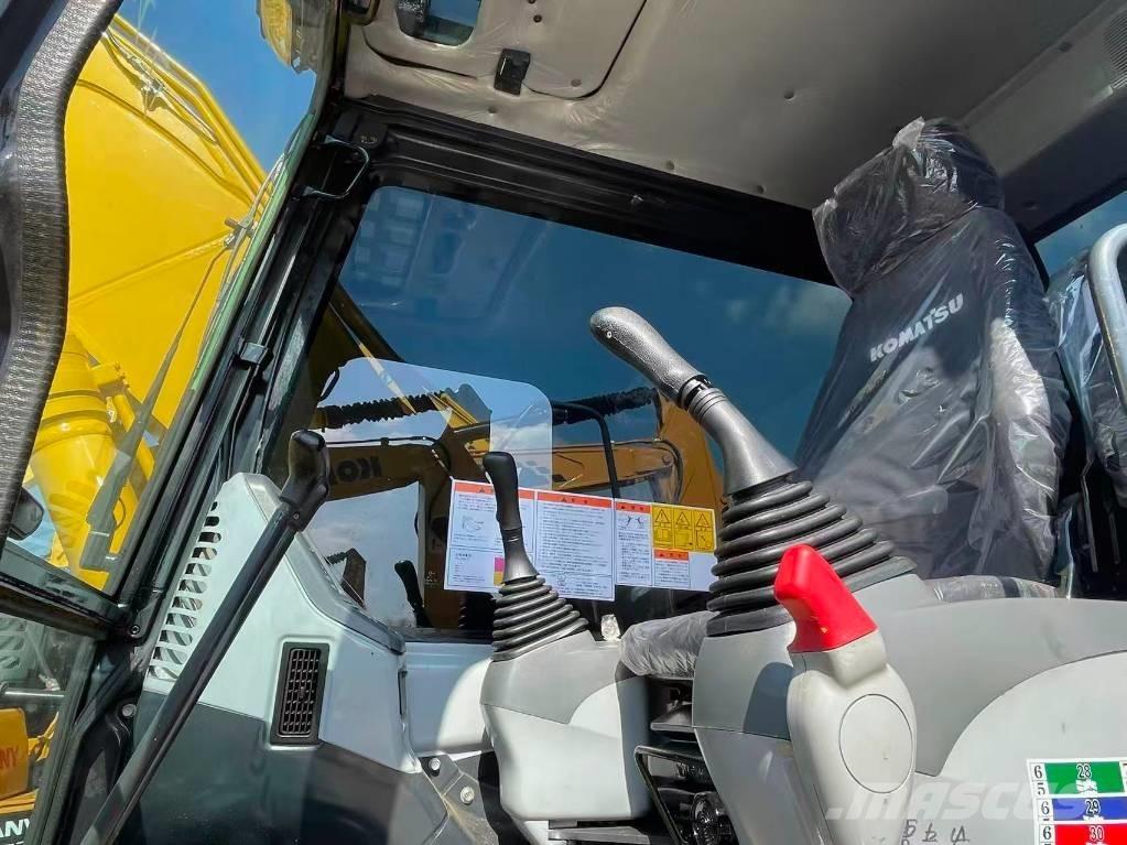 Komatsu PC 130 Bageri gusjeničari