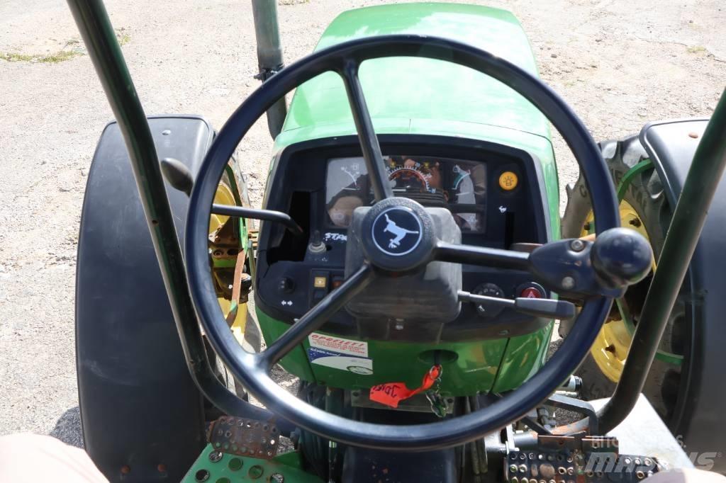 John Deere 5400 Traktori