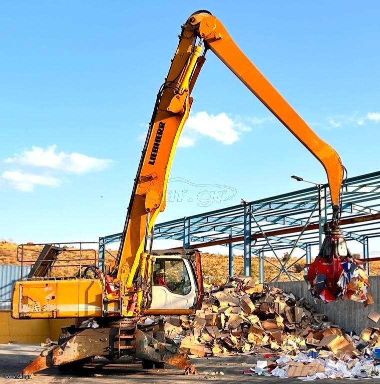 Liebherr 934 Bageri za manipuliranje materijalom / otpadom