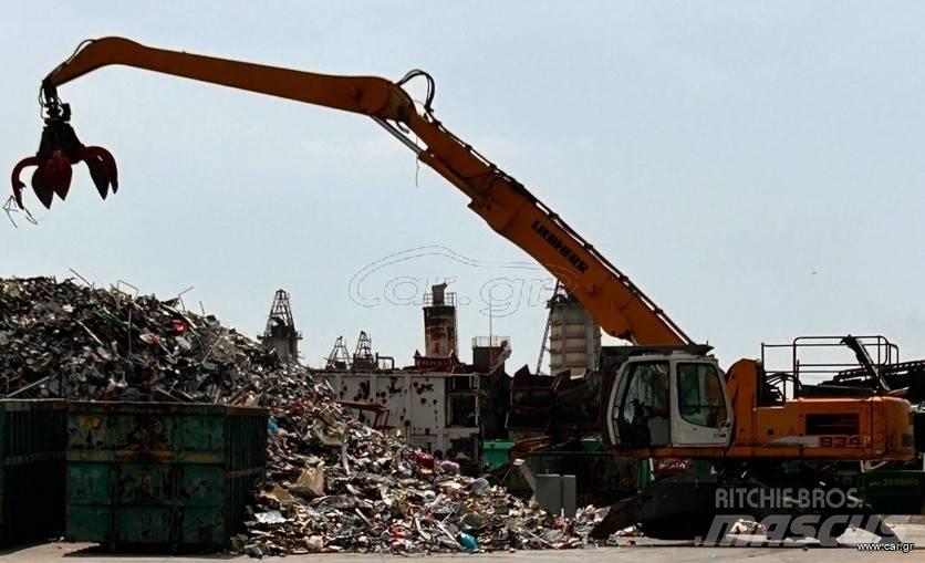 Liebherr 934 Bageri za manipuliranje materijalom / otpadom