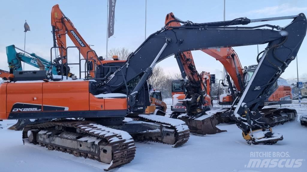Doosan DX 255 LC-5 Bageri gusjeničari