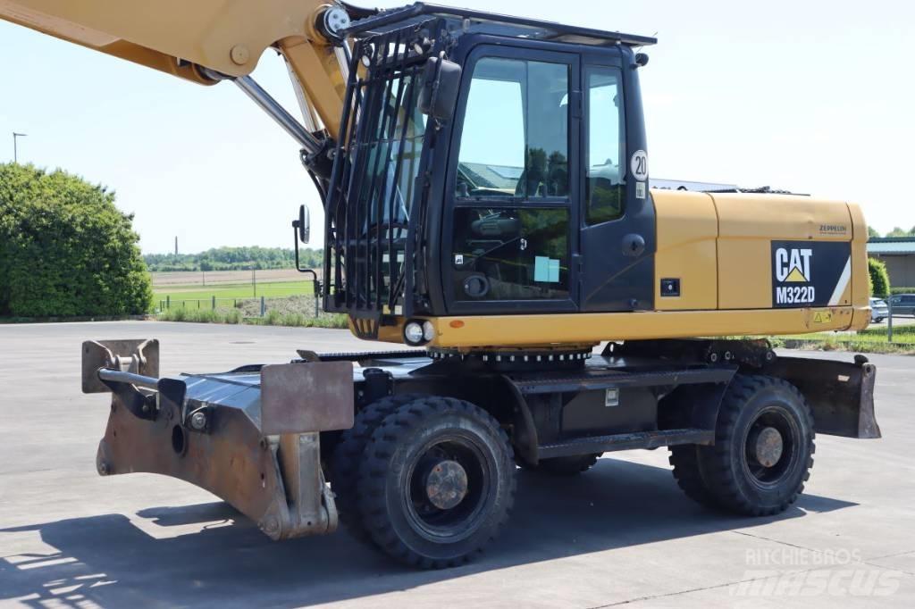 CAT M 322 D Bageri na kotačima