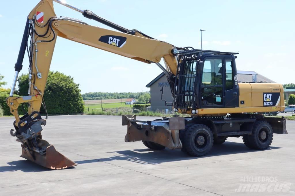 CAT M 322 D Bageri na kotačima