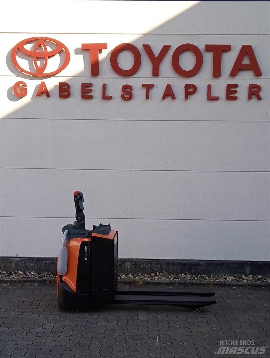 Toyota LPE200 Nisko podizni električni viličar