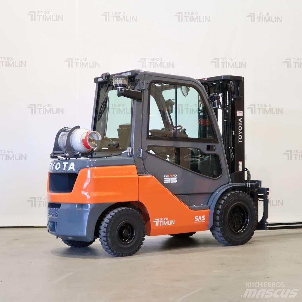 Toyota 02-8FGJF35 Plinski viličari